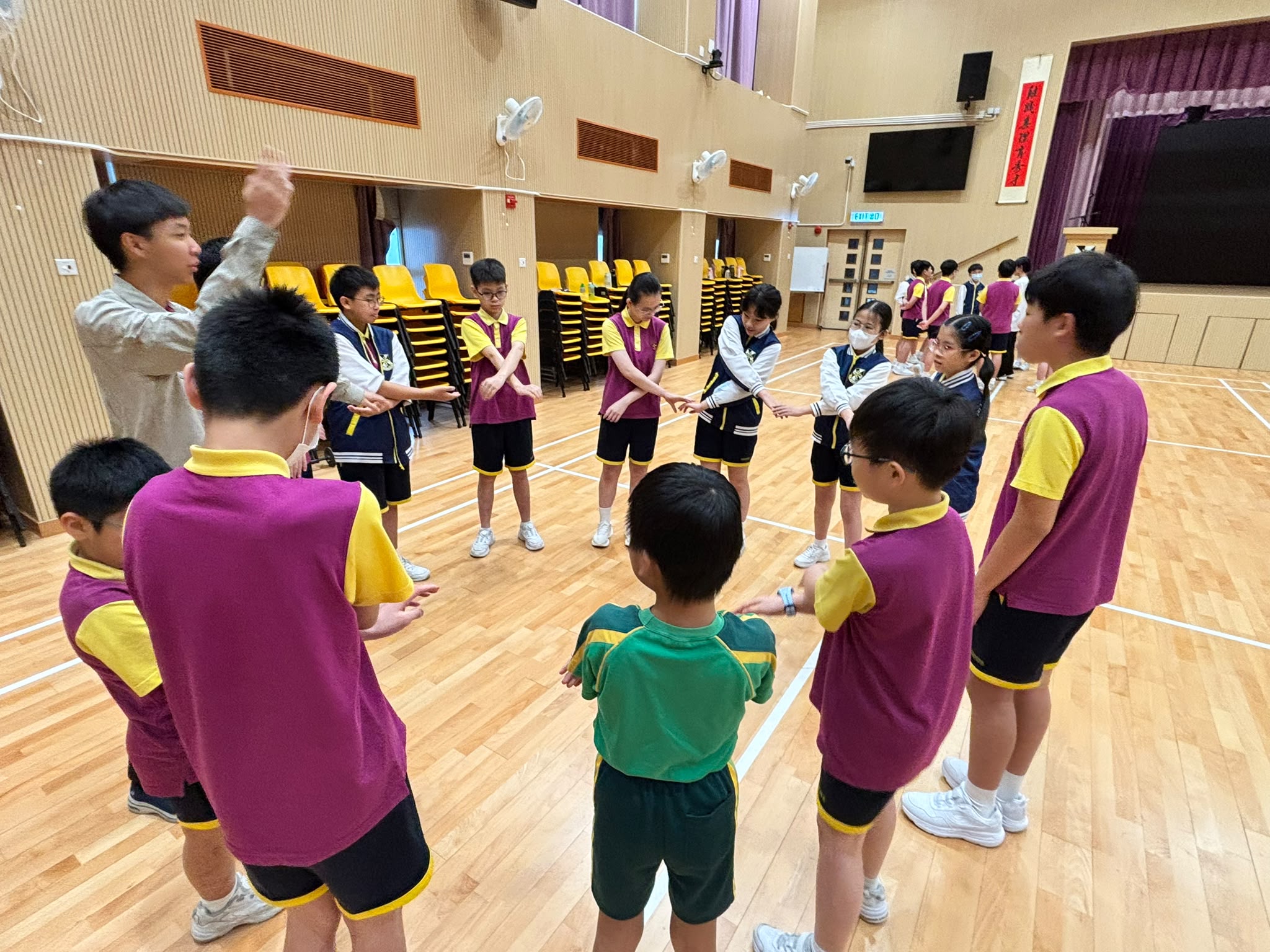 戶外教育營團隊合作訓練